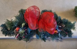 Artificial Christmas 25&quot; Oval Swag Wreath Door Stair Table  Centerpiece ... - $12.19