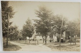 RPPC Lovely Homes Dirt Road Neighborhood Street Scene c1910 Postcard R6 - £6.21 GBP