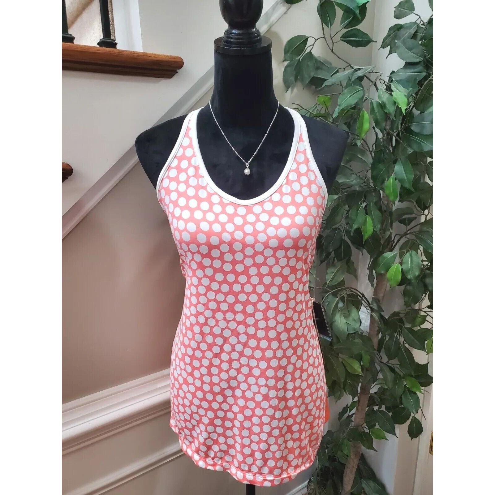 Nike Dri-Fit Women's Pink Polyester Scoop Neck Sleeveless Casual Top Size Medium Item image 11