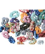 Colorful Summer Floral Hair Scrunchies for Women with Soft and Silky Hai... - €17,49 EUR+