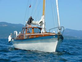B&G V20S VHF MARINE RADIO With GPS image 4