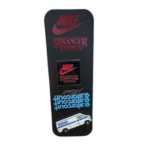 3 Nike Stranger Things Pins Buttons Button Backs Star court Mall Hawkins... - $276.80 MXN