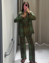 ZARA BNWT 2025. GREEN FLOWY CHECK BLAZER VISCOSE. 8383/032/500 - $3,010.22 MXN