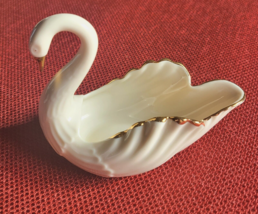Vintage 1997 The Lenox Swan Fine Porcelain Edged In 24kt Gold Stamp Trinket Dish - £14.13 GBP