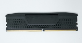 CORSAIR VENGEANCE 16GB (1PK 16GB) 6400MHz CMKGX5M2B6400C32 READ image 3