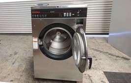 Speed Queen 40LB Coin Op Front Load Washer MODEL: SC040LC2YU1001 S/N 1008022357 - $3,465.00