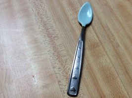 Vintage 1996 Munchkin Blue Baby Spoon - £4.49 GBP