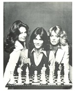 Charlie&#39;s Angels Farrah Fawcett Jaclyn Smith 8x10 Photo #Y5559 - $12.08 CAD