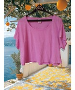 &quot;Victoria Secret&quot; Pink Crop Top Size XS Cap Sleeve Pink Logo Lightweight... - $185.34 MXN