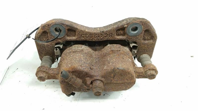 Passenger Right Front Front Brake Caliper Fits 01-03 Hyundai NXG Series - $54.79