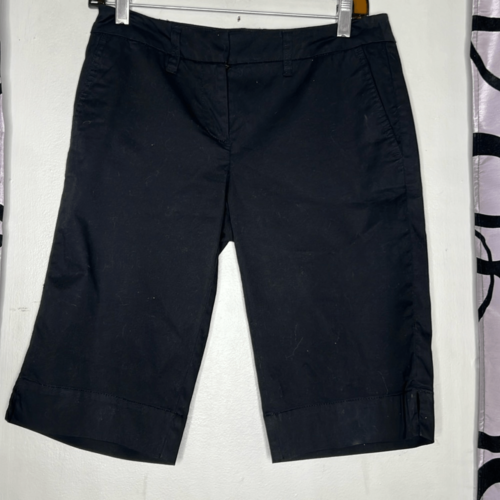 New York &amp; Company size 2 Manhattan Chino short - $10.78