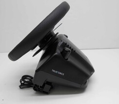 Logitech G923 Racing Wheel and Pedals for Xbox Series X|S, Xbox One and PC image 3