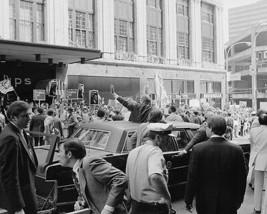 President Gerald Ford waves from limousine outside 1976 convention Photo... - $8.81+