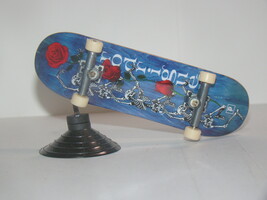 TECH DECK - rodriguez - 96mm Fingerboard  - £11.97 GBP