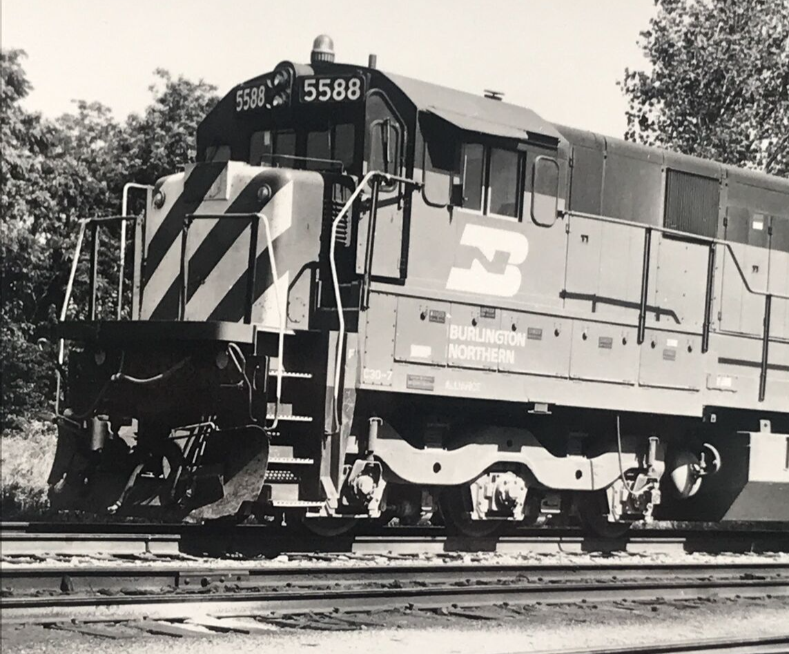 Primary image for Burlington Northern Railroad BN #5588 C30-7 Locomotive Train Photo Pittsburg KS