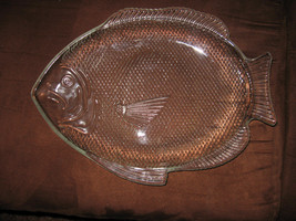 15 inch Anchor Hocking Glass Fish Platter - £9.50 GBP