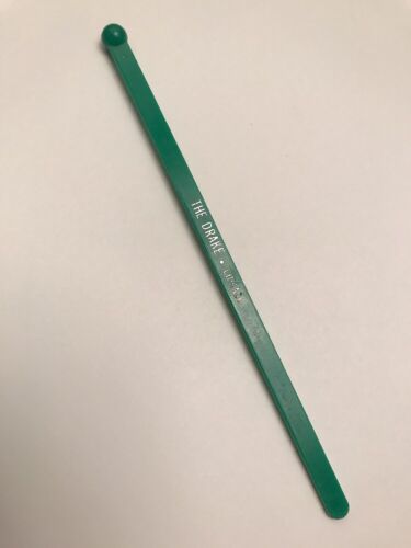 The Drake Hilton Hotel Swizzle Stick Stir Chicago Illinois Green  - $3.32