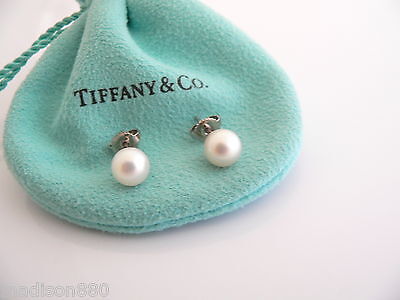 Tiffany & Co 18K White Gold Pearl Earrings Studs Gift Pouch Love 7MM T & Co Stud - £596.15 GBP