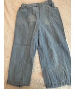 Cathy Daniels Capri Pants Size Medium Casual Stretch Pull-On Cropped Pants - $21.05 CAD