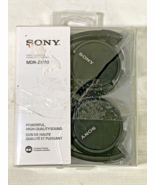 Sony MDRZX110 Over the Ear Headphones - $185.88 MXN