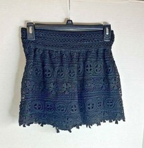 Kathy Womens Sz L Black Shorts Lace Overlay Pull on elastic waist - £13.48 GBP