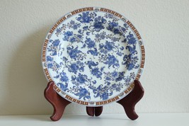 Beautiful Blue and White Floral Pattern Plate with Gold Accent 10.5&quot; Dia - £55.26 GBP