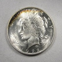 1922-D Silver Peace Dollar UNC Coin AN342 - £54.90 GBP