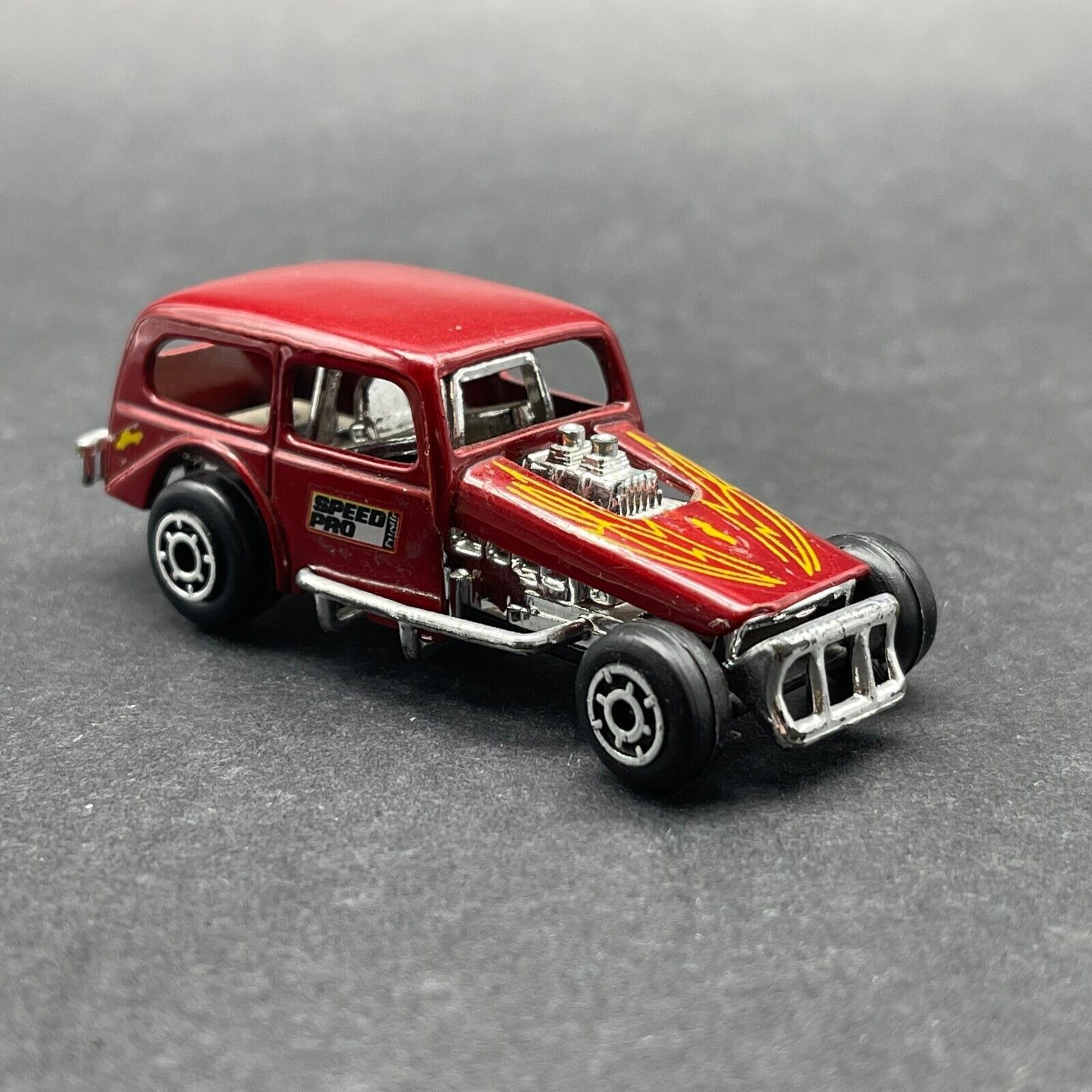 Primary image for Zee Toys 1935 '35 Chevy Modified Dirt Track Race Car Red Graphics Diecast 1/64