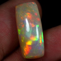 Opal Pendant. Opal 8.9 carats . Appraised by Independent Master $1,600 - £615.49 GBP