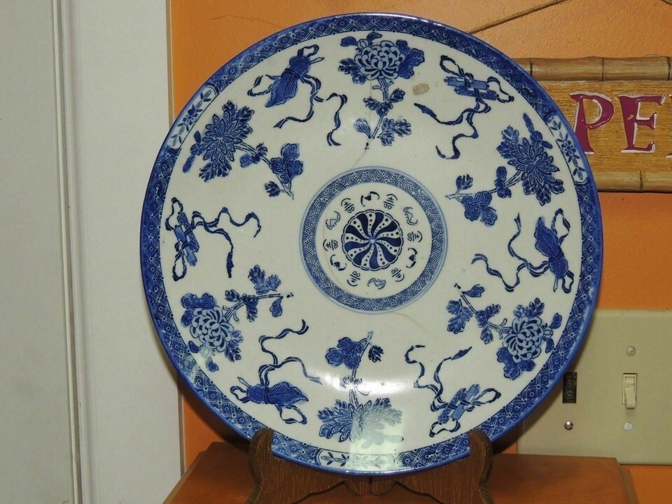 Large Round Fukagawa Charger / Platter/ Plate 12" Bats Leaves Flowers 19th Meiji Item image 2