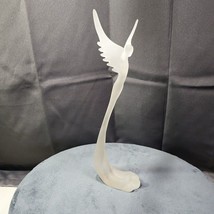 Steven Lavaggi Soaring Angel Cast Lucite Statue - £59.36 GBP