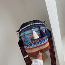 Women&#39;s Bag Designer Handbags Fashion Ladies Vintage Travel Striped Korean Tasse - £21.69 GBP
