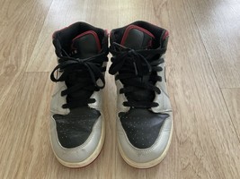 Nike Air Jordan Shoes 384771-021 Size 6Y Silver Red Black - $40.21