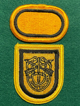 1st SPECIAL FORCES GROUP (AIRBORNE), BERET FLASH AND PARACHUTIST OVAL - £6.15 GBP