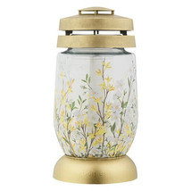 8 3/4&quot; Floral Design Decorative Outdoor Indoor Lantern with Paraffin Refill 22cm - £14.06 GBP