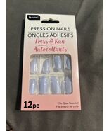 b•color Press On Nails 12 Pc No Glue Needed Baby Blue Almond Medium - €6,01 EUR