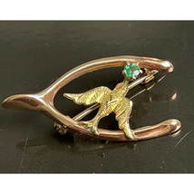 VINTAGE BI-TONE GOLD &amp; GREEN GEM WISHBONE WITH BIRD BROOCH SKY - $141.57