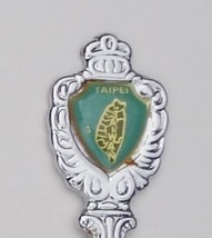 Collector Souvenir Spoon Taiwan Taipei China Island Map Emblem - £7.82 GBP