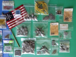 Large set of fishing hooks, weights &amp; accessories  - $1,491.14 MXN