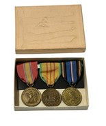 Vietnam Service Medal National Defense Medal War US Military Armed Force... - $695.95 MXN