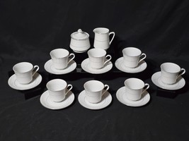 Vintage TOWNE 19-Piece Coffee / Tea Set LOVELACE Platinum Trim Service F... - $1,023.21 MXN