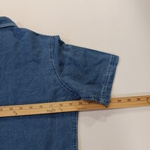 Vintage Casualaire Women's Blue Button Up Denim Shirt Top Measured Chest 40" image 4