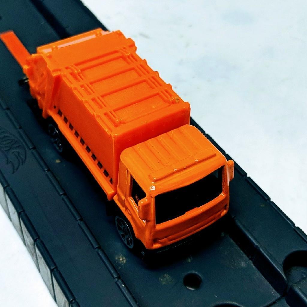 Maisto Adventure Force Safety Orange Garbage Trash Truck 12036 Diecast K... - $9.87