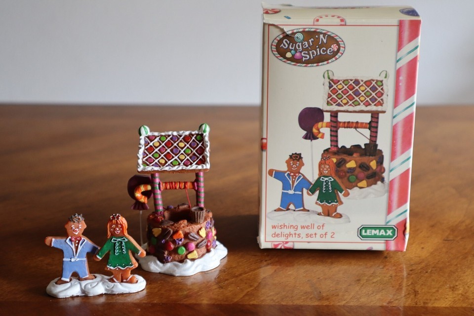 Lemax Sugar N Spice Wishing Well Of Delights Set of 2 Christmas Village - $14.25