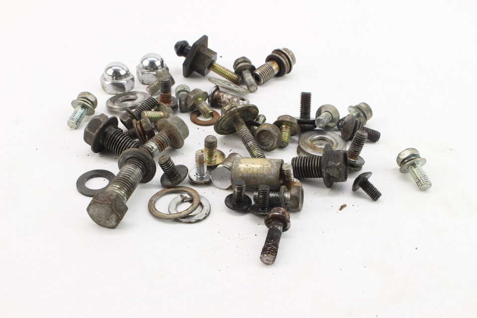 1986 Suzuki Intruder 700 Vs700glep Gle Assorted Hardware k7124 - $24.74