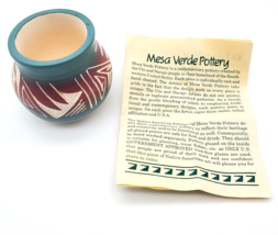 Vintage Mesa Verde Pottery Vase Signed Native American Navajo Mini 2 1/4&quot; T VG - £11.47 GBP