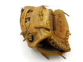 WILSON GEORGE BRETT BASEBALL GLOVE A2950 RHT 11” Top Grain COWHIDE - $14.80
