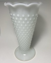 White Milk Glass Hob Nail Large Vase Hobnail 9.5” Fluted Vintage - £11.60 GBP