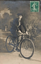 Proud Giovane Francese Su Bicicletta ~1910 Francia Foto Cartolina - £9.49 GBP