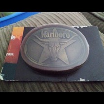 VINTAGE COWBOY CIGARETTES MARLBORO LONGHORN BRASS BELT BUCKLE UNOPENED P... - £31.64 GBP